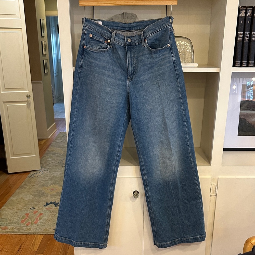 Gap High Stride Jeans. Smoke free pet free home, like new